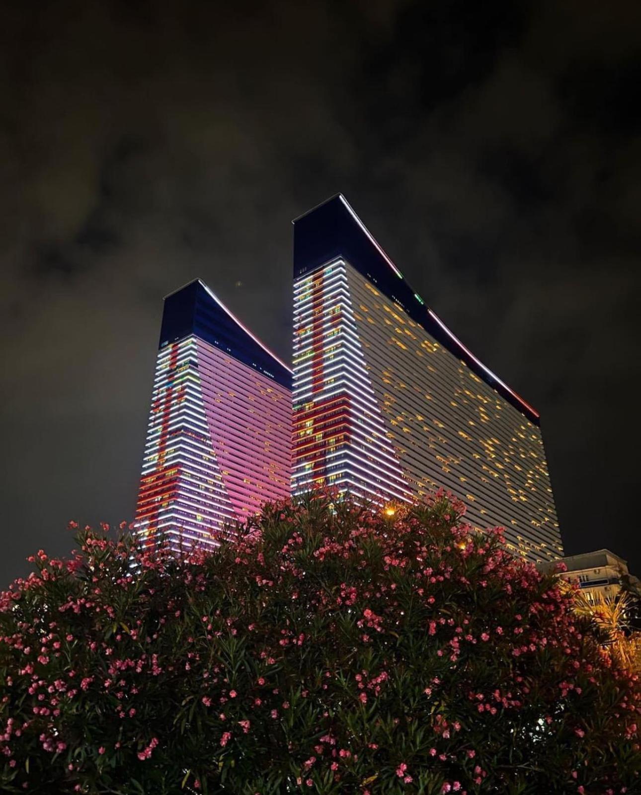 Luxury Panorama Sea View Apartment & Central Batumi Exterior foto